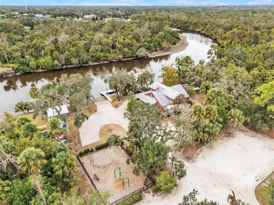 En Venta: $510,000 (4 camas, 3 baños, 2613 Pies cuadrados)