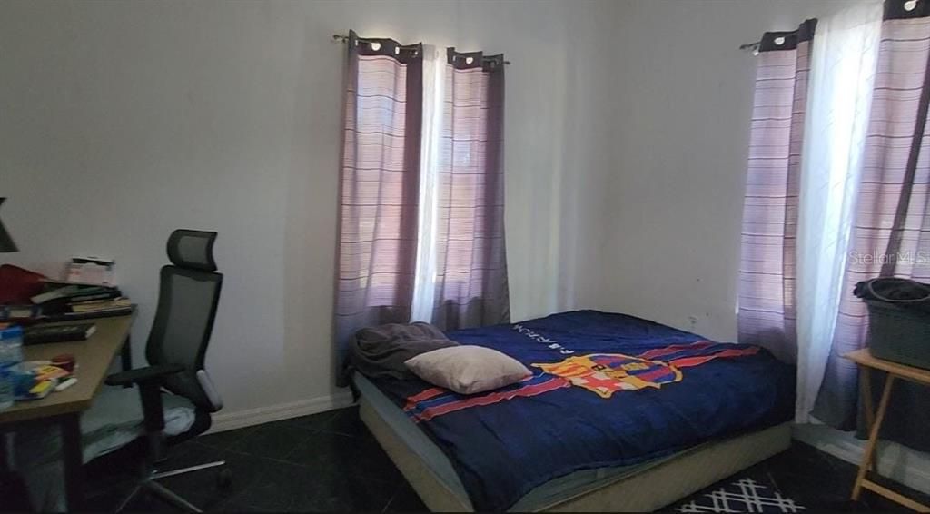 For Sale: $560,000 (4 beds, 2 baths, 2545 Square Feet)