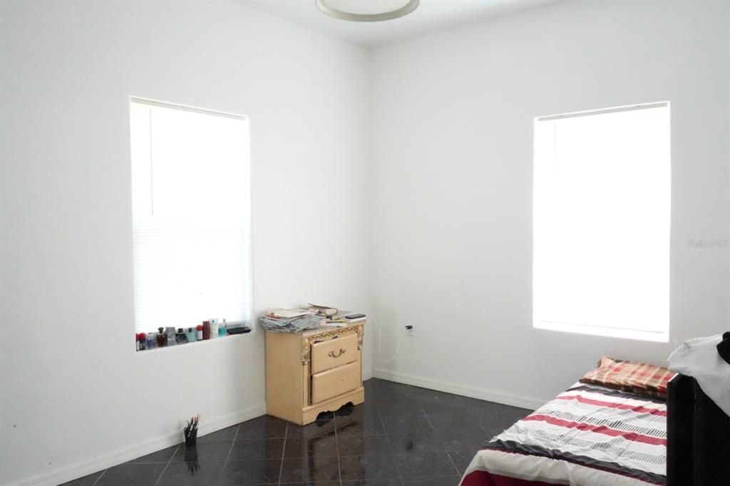 For Sale: $560,000 (4 beds, 2 baths, 2545 Square Feet)