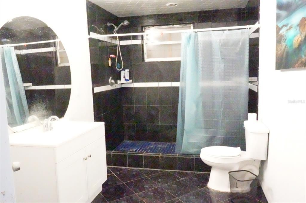 For Sale: $560,000 (4 beds, 2 baths, 2545 Square Feet)