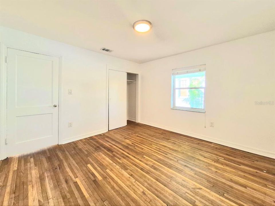 В аренду: $3,000 (2 спален, 1 ванн, 1246 Квадратных фут)