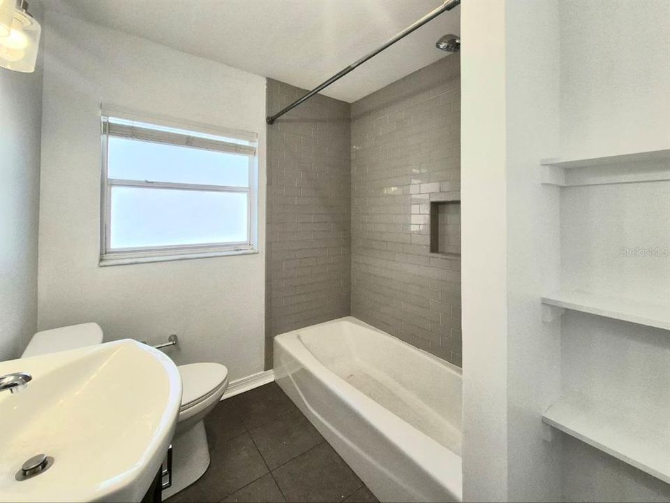 В аренду: $3,000 (2 спален, 1 ванн, 1246 Квадратных фут)