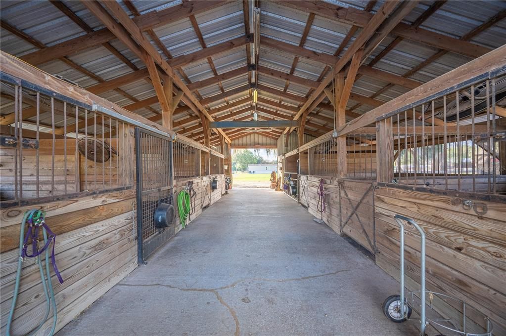 En Venta: $449,900 (4 camas, 2 baños, 2052 Pies cuadrados)