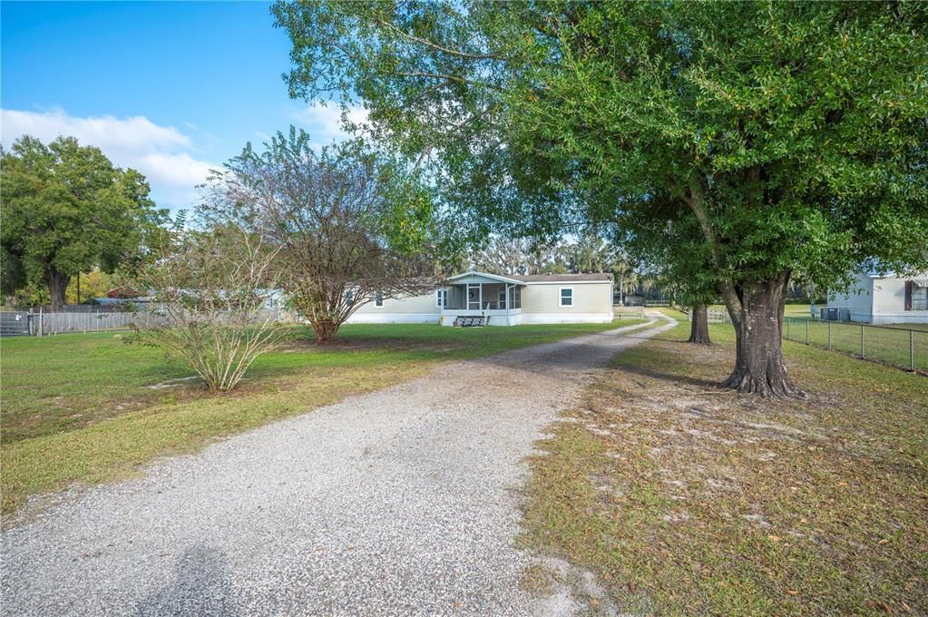 En Venta: $449,900 (4 camas, 2 baños, 2052 Pies cuadrados)