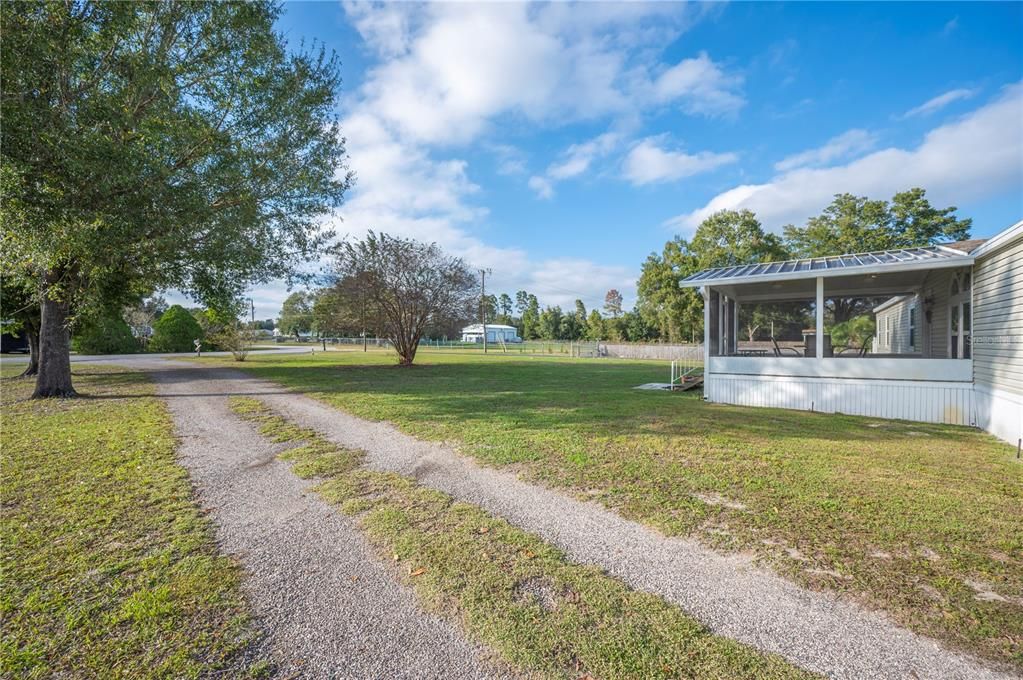 En Venta: $449,900 (4 camas, 2 baños, 2052 Pies cuadrados)