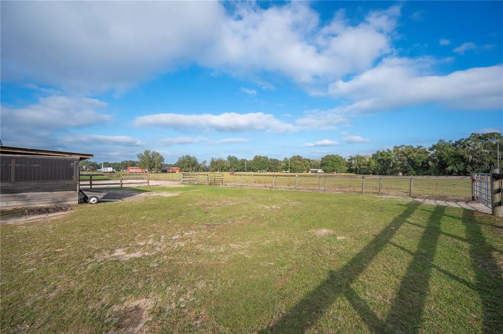 En Venta: $449,900 (4 camas, 2 baños, 2052 Pies cuadrados)