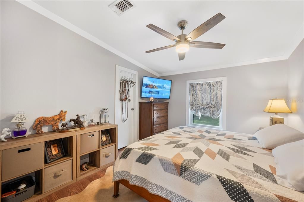 En Venta: $449,900 (4 camas, 2 baños, 2052 Pies cuadrados)