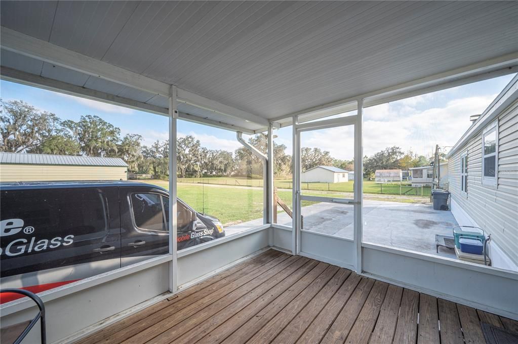 En Venta: $449,900 (4 camas, 2 baños, 2052 Pies cuadrados)