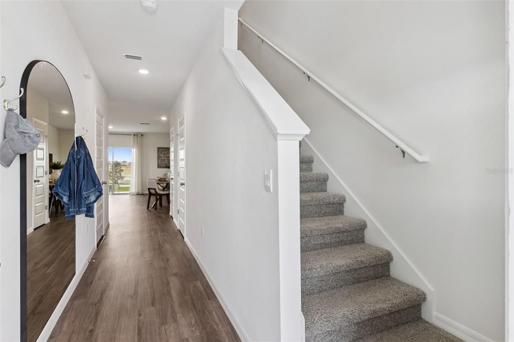 На продажу: $293,990 (3 спален, 2 ванн, 1463 Квадратных фут)