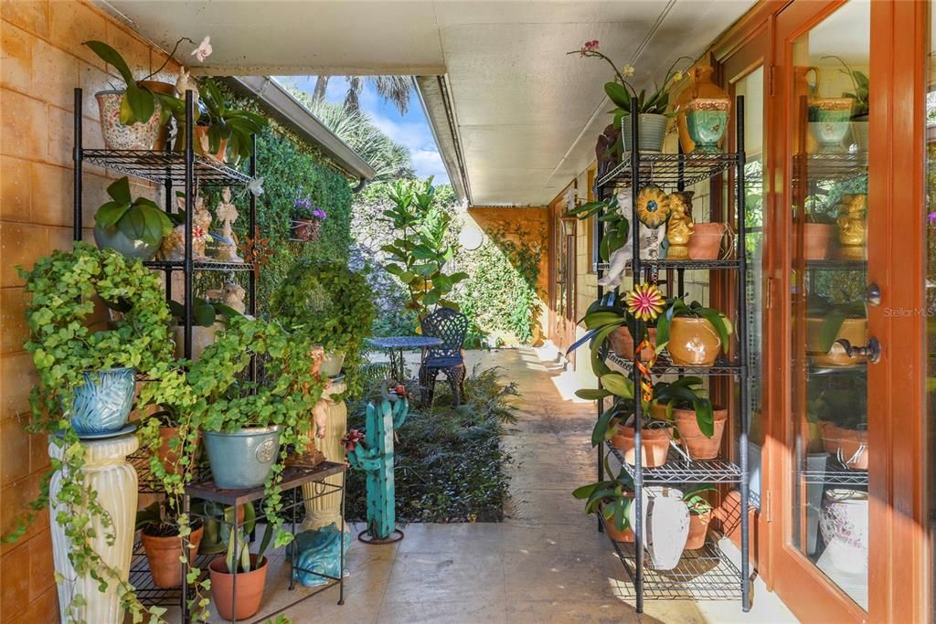 For Sale: $539,000 (4 beds, 2 baths, 1885 Square Feet)