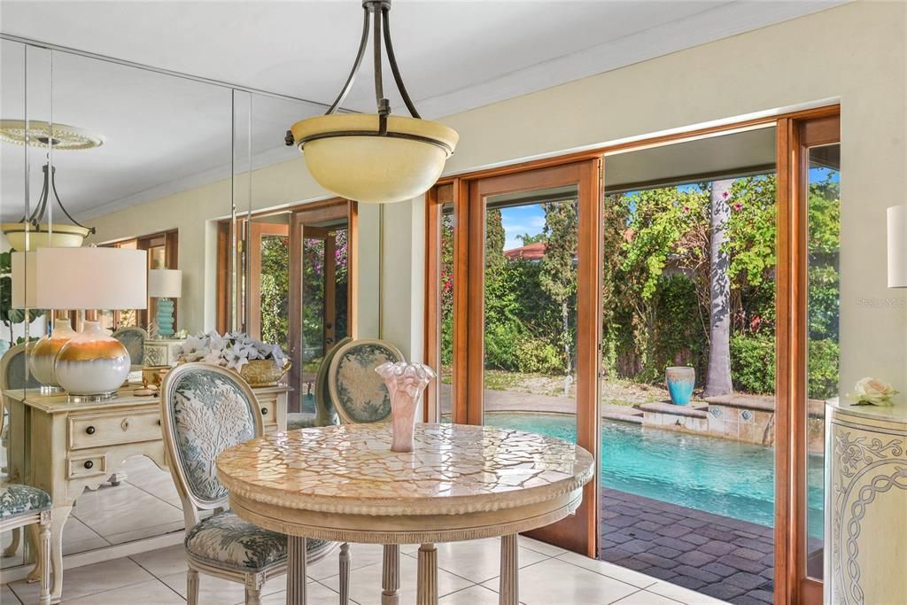 For Sale: $539,000 (4 beds, 2 baths, 1885 Square Feet)