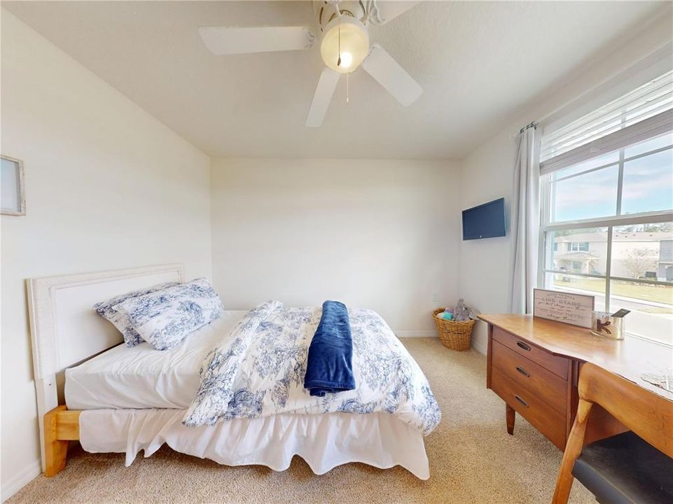 На продажу: $329,500 (3 спален, 2 ванн, 1614 Квадратных фут)