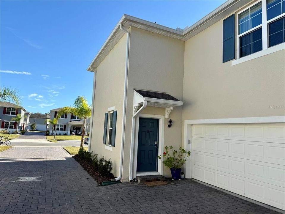 На продажу: $329,500 (3 спален, 2 ванн, 1614 Квадратных фут)