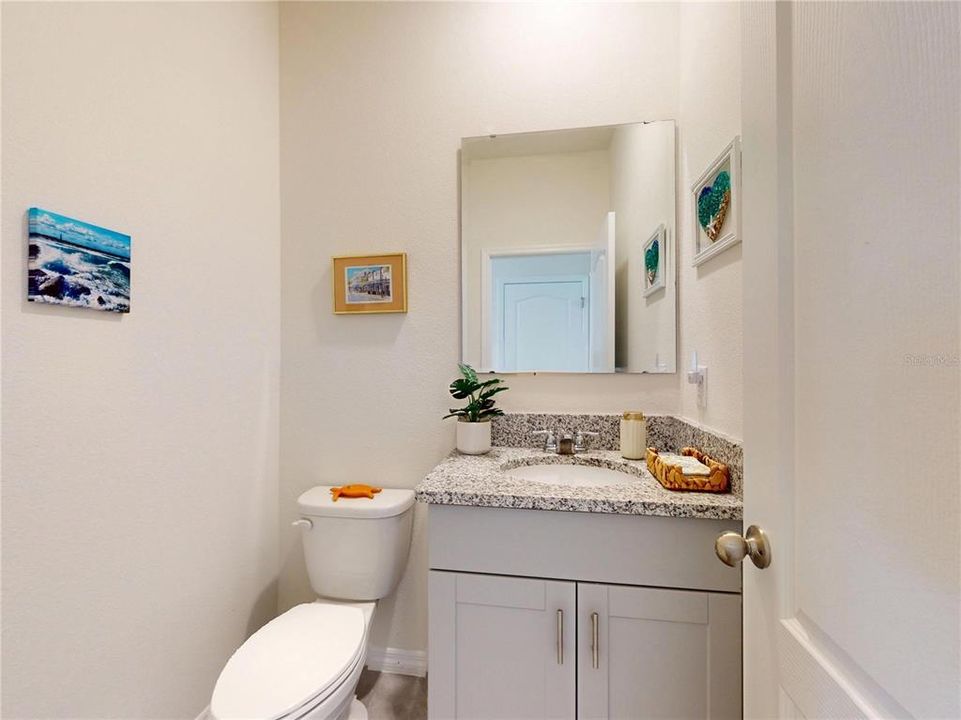 На продажу: $329,500 (3 спален, 2 ванн, 1614 Квадратных фут)