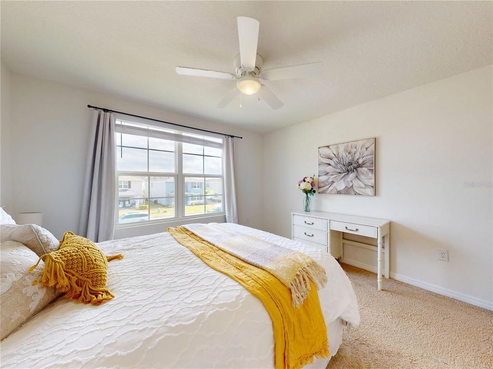 На продажу: $329,500 (3 спален, 2 ванн, 1614 Квадратных фут)