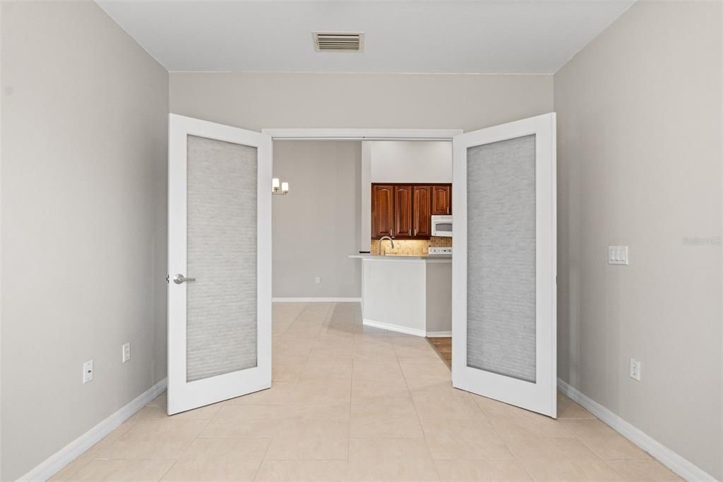 出租: $2,400 (2 贝兹, 2 浴室, 1552 平方英尺)