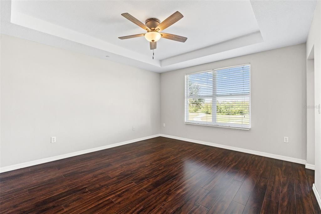 出租: $2,400 (2 贝兹, 2 浴室, 1552 平方英尺)