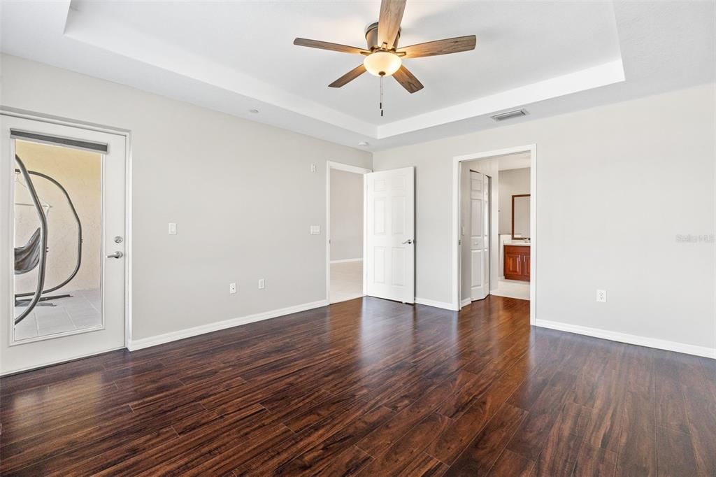 出租: $2,400 (2 贝兹, 2 浴室, 1552 平方英尺)