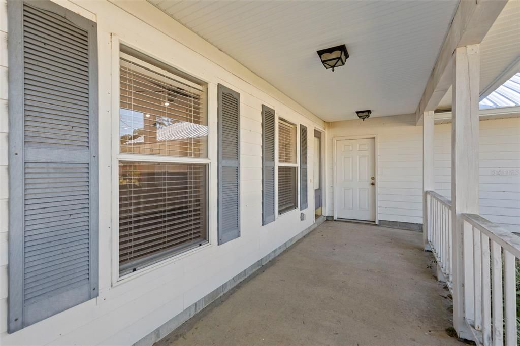 Activo con contrato: $239,900 (1 camas, 1 baños, 839 Pies cuadrados)