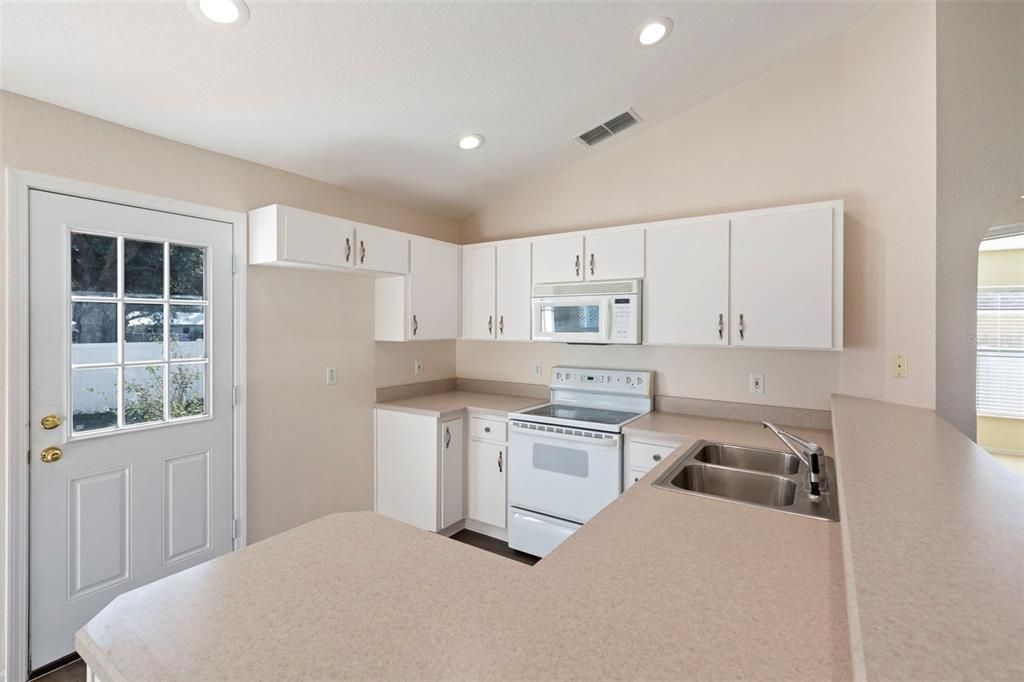 Activo con contrato: $239,900 (1 camas, 1 baños, 839 Pies cuadrados)