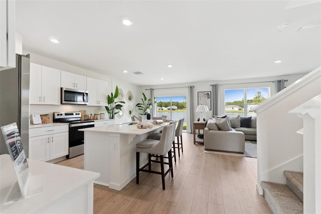 En Venta: $488,990 (5 camas, 3 baños, 2601 Pies cuadrados)