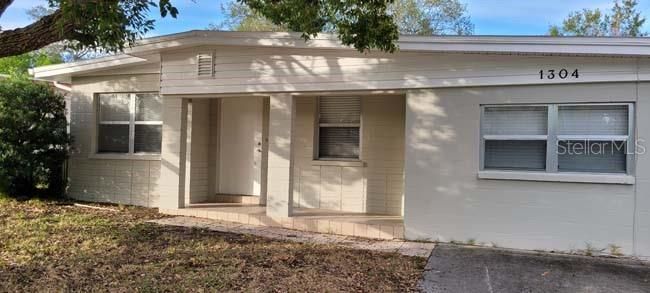 En Venta: $325,000 (3 camas, 1 baños, 1205 Pies cuadrados)