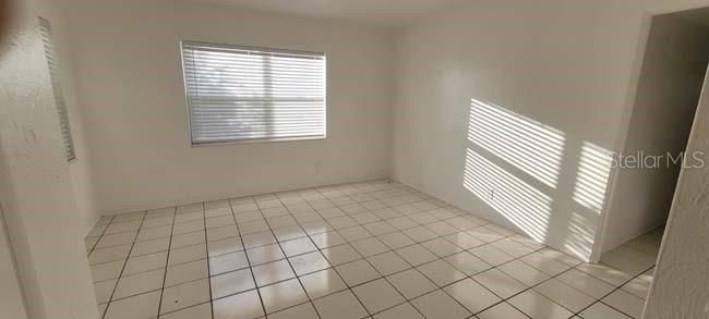 En Venta: $325,000 (3 camas, 1 baños, 1205 Pies cuadrados)