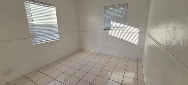 En Venta: $325,000 (3 camas, 1 baños, 1205 Pies cuadrados)