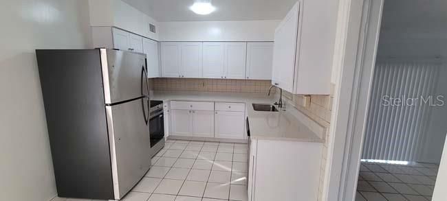 En Venta: $325,000 (3 camas, 1 baños, 1205 Pies cuadrados)