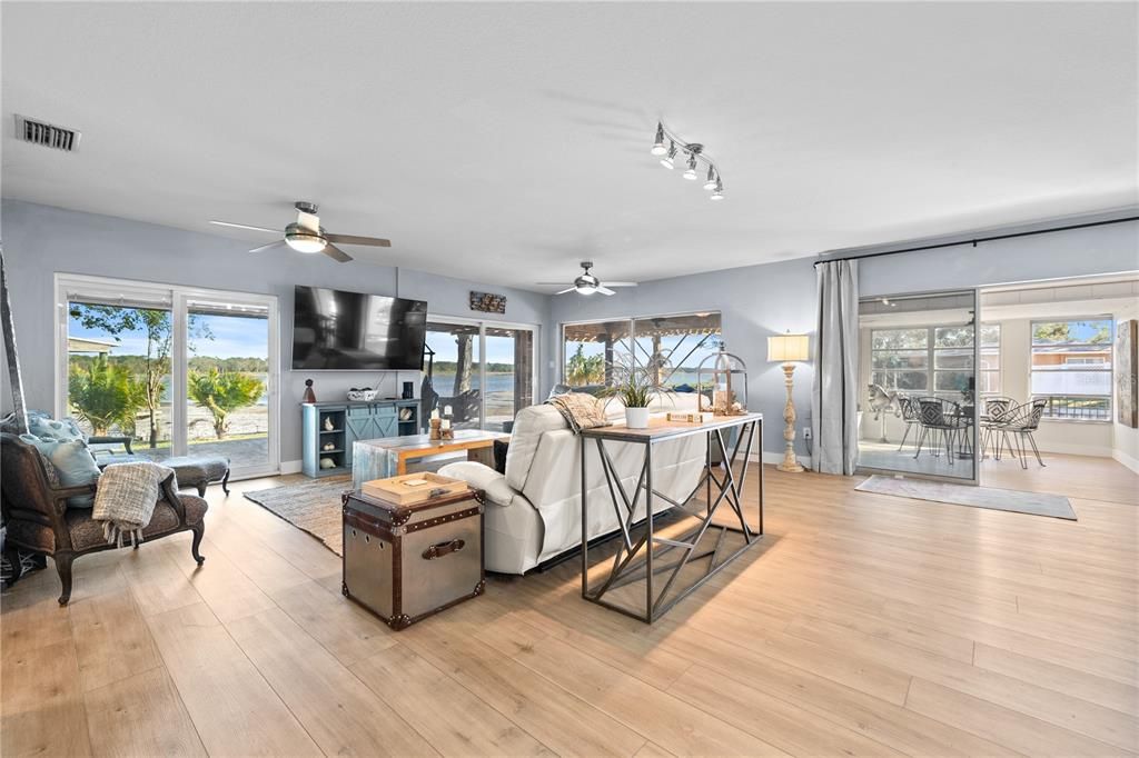 待售: $599,900 (4 贝兹, 3 浴室, 2534 平方英尺)