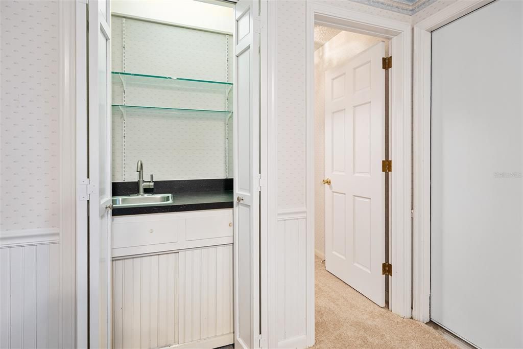 待售: $550,000 (5 贝兹, 3 浴室, 2922 平方英尺)