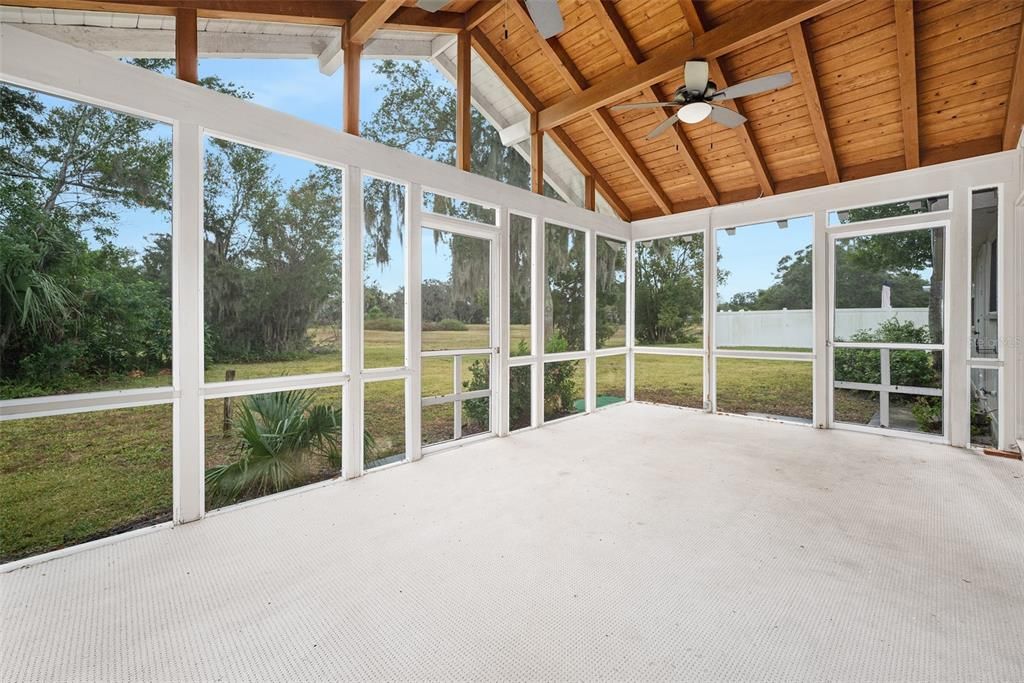 待售: $550,000 (5 贝兹, 3 浴室, 2922 平方英尺)