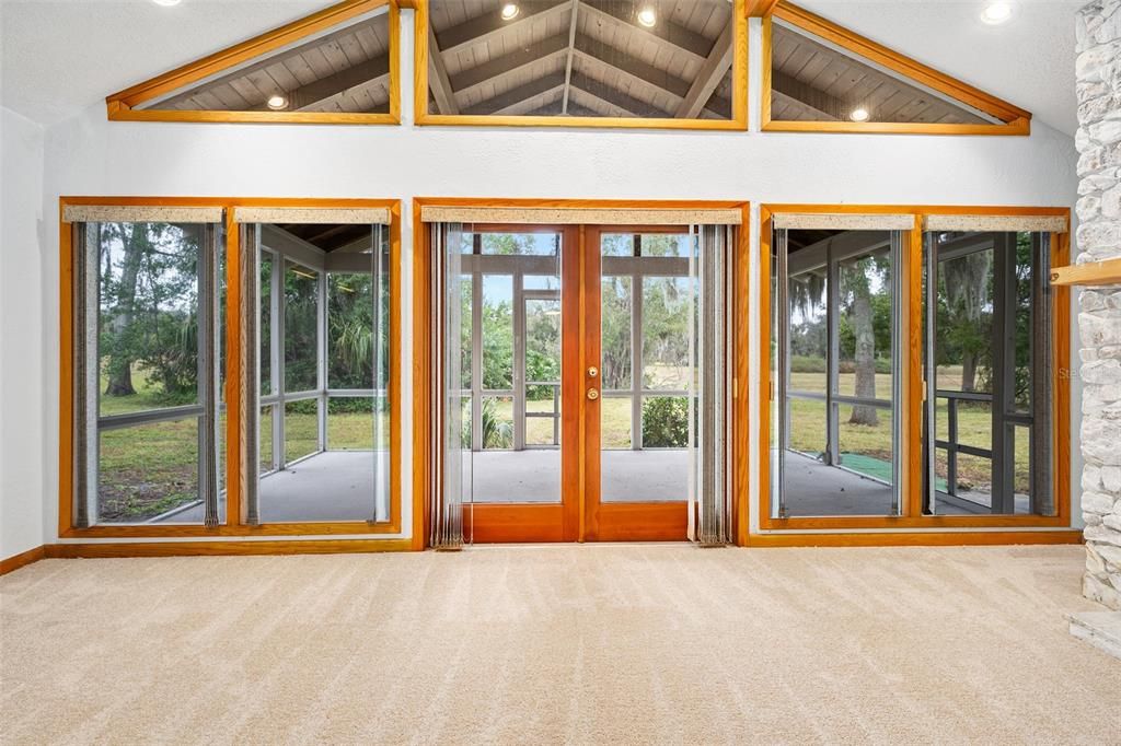 待售: $550,000 (5 贝兹, 3 浴室, 2922 平方英尺)