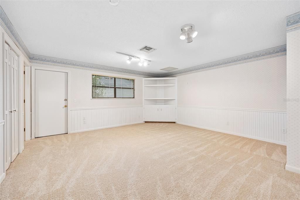 待售: $550,000 (5 贝兹, 3 浴室, 2922 平方英尺)