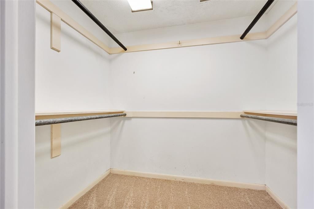 待售: $550,000 (5 贝兹, 3 浴室, 2922 平方英尺)