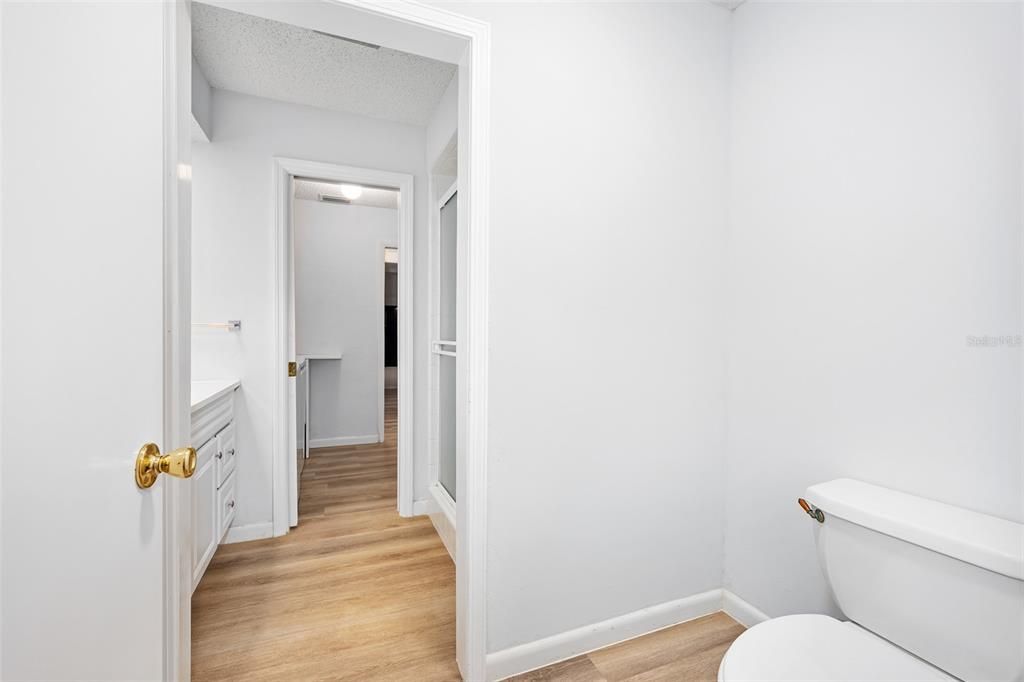 待售: $550,000 (5 贝兹, 3 浴室, 2922 平方英尺)