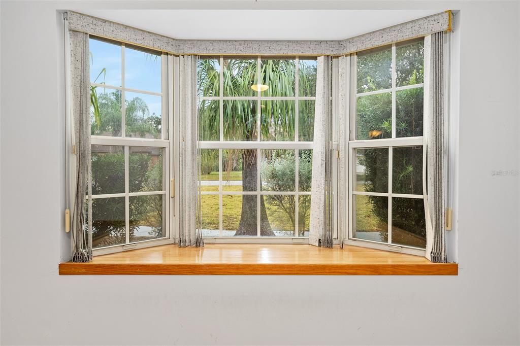 待售: $550,000 (5 贝兹, 3 浴室, 2922 平方英尺)