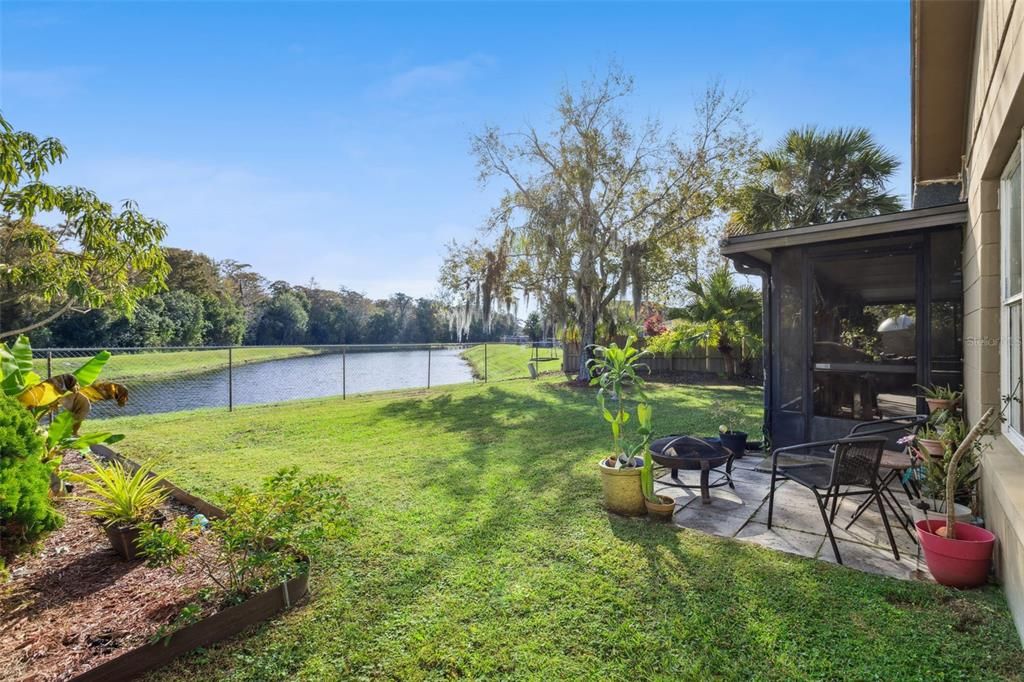 For Sale: $400,000 (3 beds, 2 baths, 1694 Square Feet)