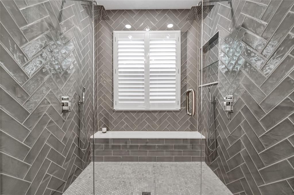 En Renta: $5,750 (4 camas, 2 baños, 2709 Pies cuadrados)