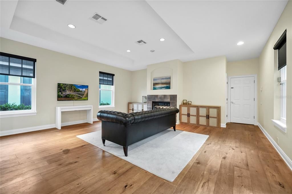 En Renta: $5,750 (4 camas, 2 baños, 2709 Pies cuadrados)