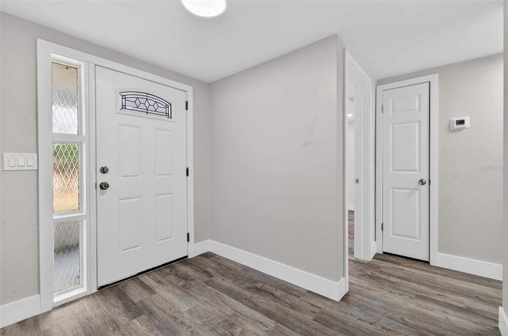 For Sale: $315,000 (3 beds, 2 baths, 1350 Square Feet)