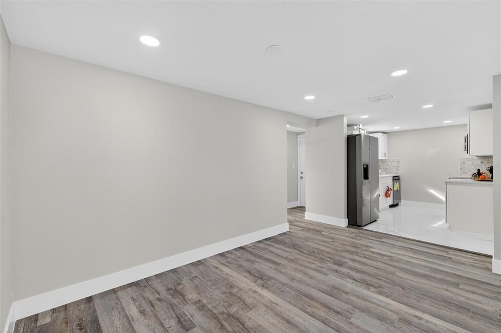 For Sale: $315,000 (3 beds, 2 baths, 1350 Square Feet)