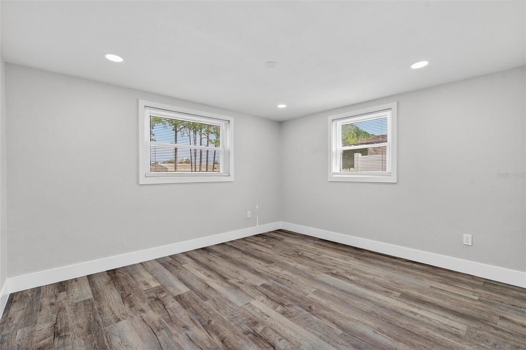 For Sale: $315,000 (3 beds, 2 baths, 1350 Square Feet)