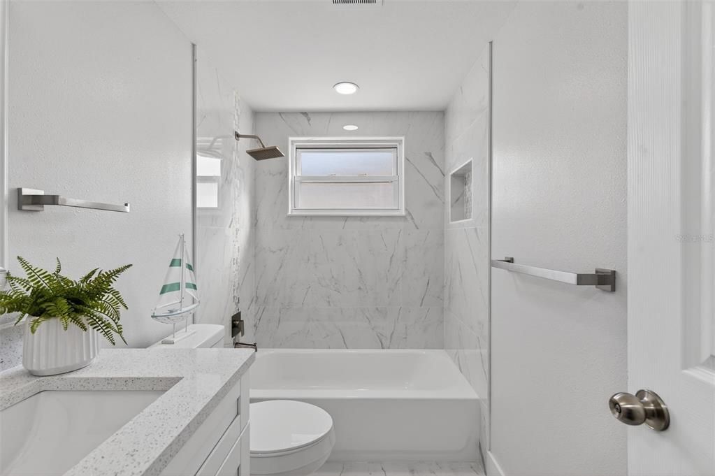 For Sale: $315,000 (3 beds, 2 baths, 1350 Square Feet)