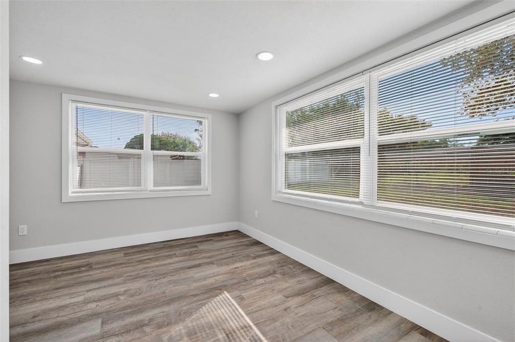 For Sale: $315,000 (3 beds, 2 baths, 1350 Square Feet)