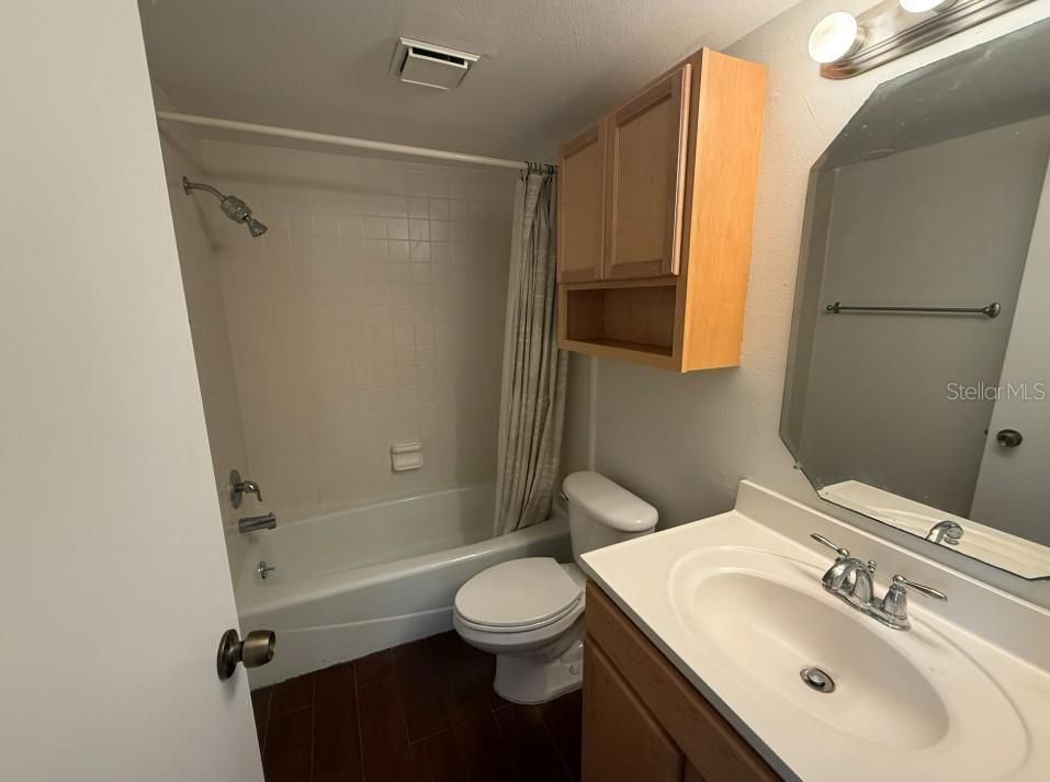 For Rent: $1,595 (2 beds, 2 baths, 784 Square Feet)