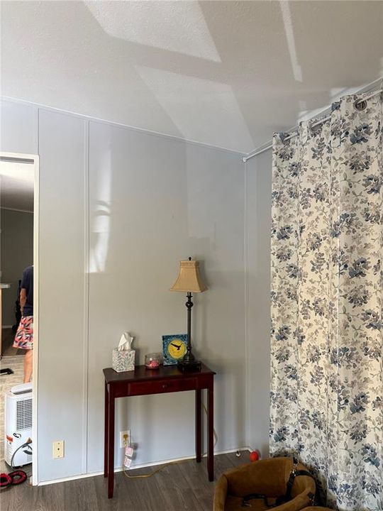 For Rent: $1,250 (2 beds, 2 baths, 1400 Square Feet)