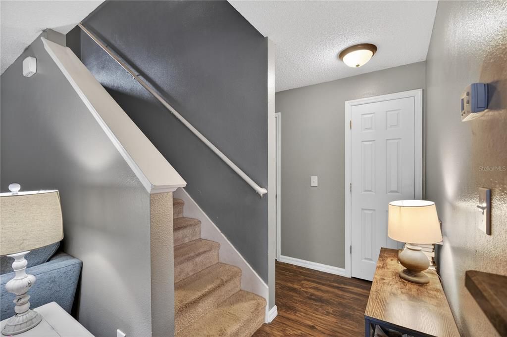 待售: $337,000 (3 贝兹, 2 浴室, 1939 平方英尺)