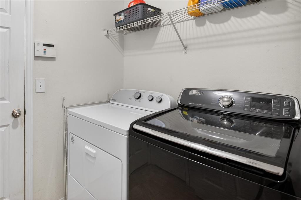 待售: $337,000 (3 贝兹, 2 浴室, 1939 平方英尺)