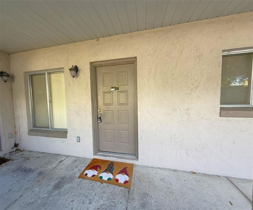 For Rent: $1,300 (1 beds, 1 baths, 792 Square Feet)